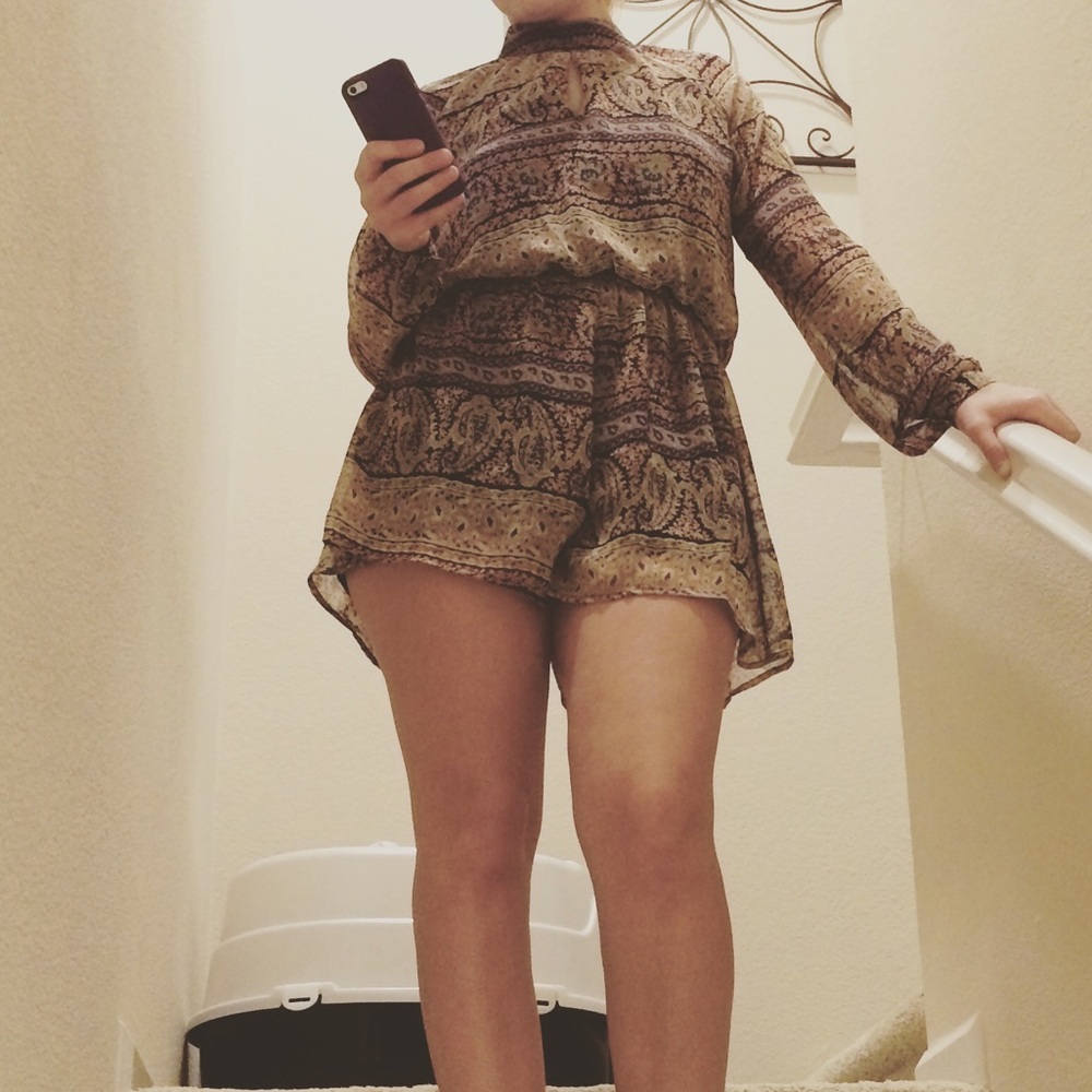 Forever 21 Paisley Romper Size Small